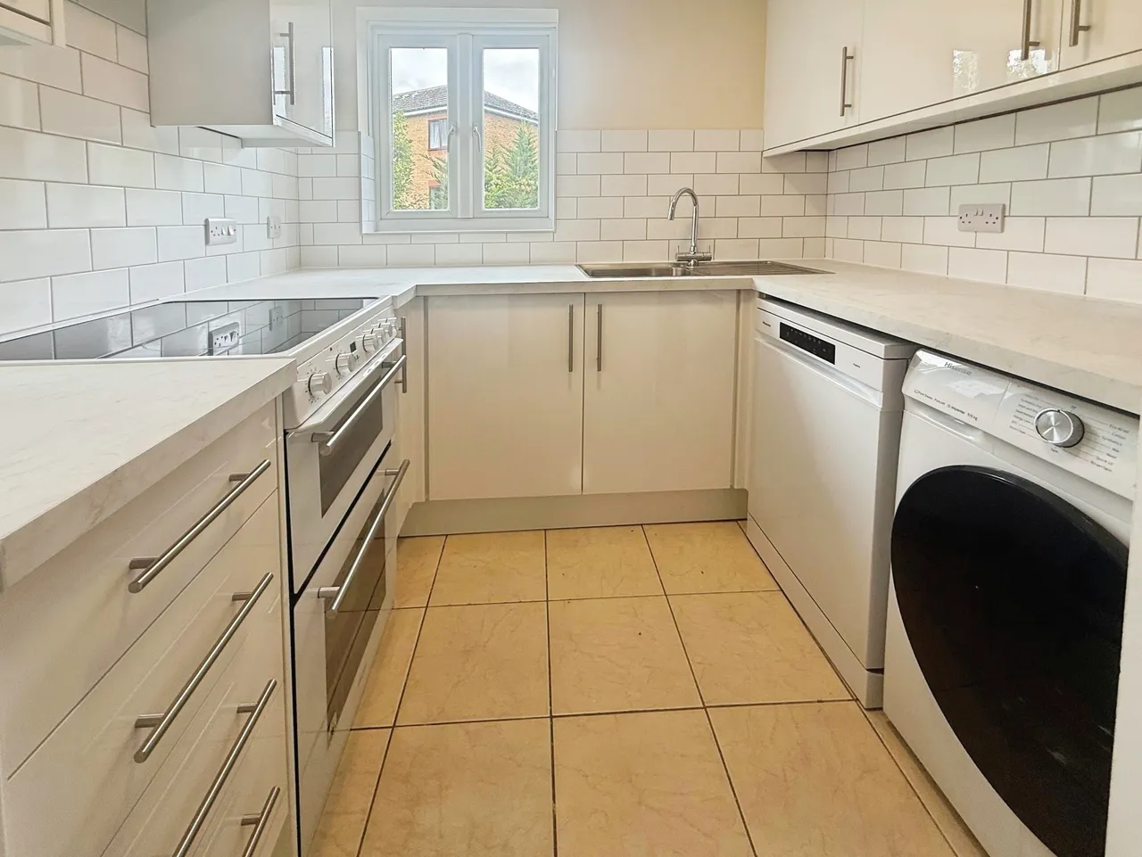 Fennec Close, Cherry Hinton, CB1, photo 2
