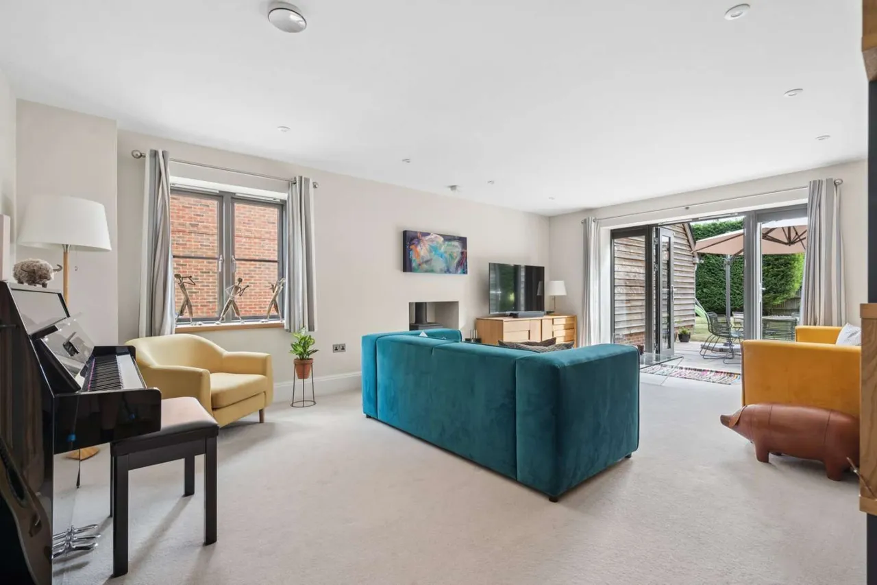 Orchard Gardens, Bix, Henley-On-Thames, Oxfordshire, RG9 6DB, photo 7