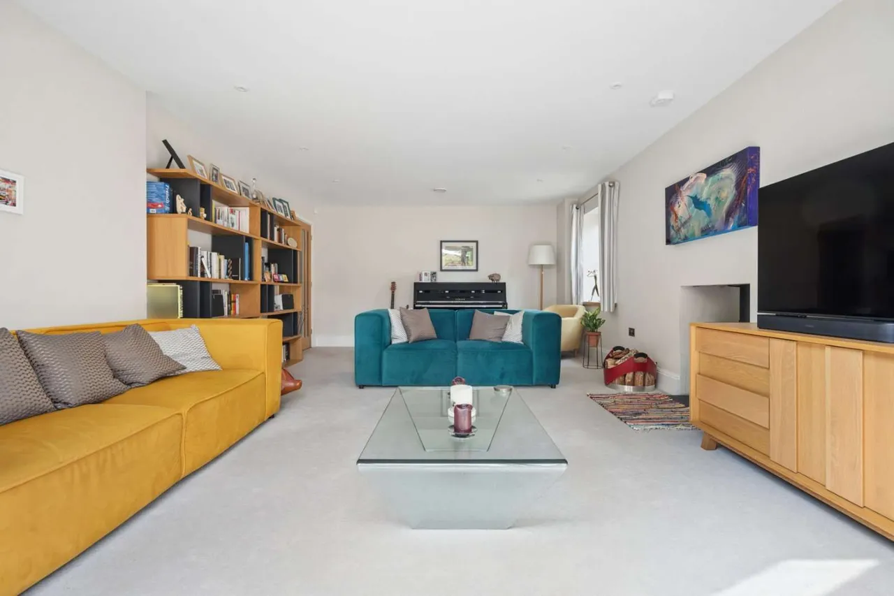 Orchard Gardens, Bix, Henley-On-Thames, Oxfordshire, RG9 6DB, photo 9