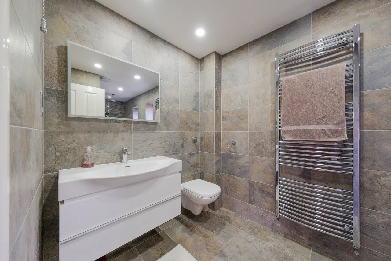 Academy Drive, Corsham, SN13, photo 49