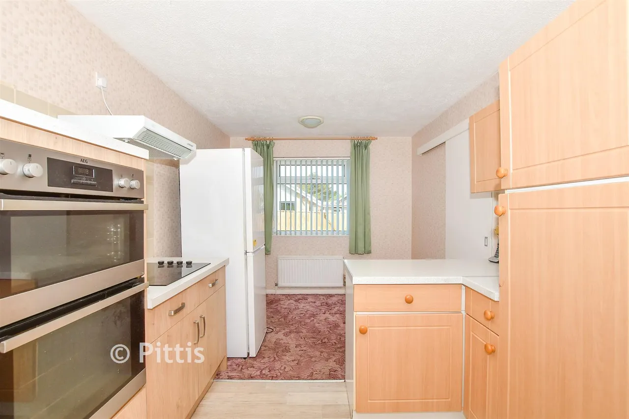 Perowne Way, Sandown, PO36, photo 5