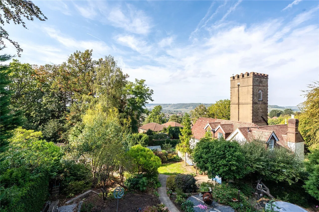 Tower Hill, Dorking, RH4, photo 8