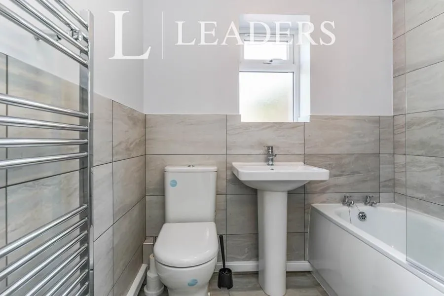 Gloucester Road, Cheltenham, GL51, photo 5