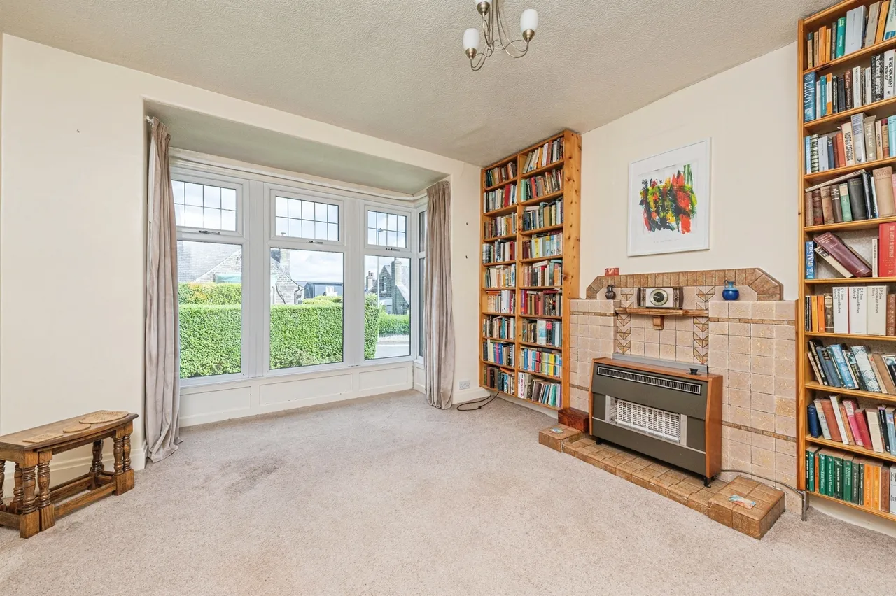 Stonefield Avenue, HUDDERSFIELD, photo 12