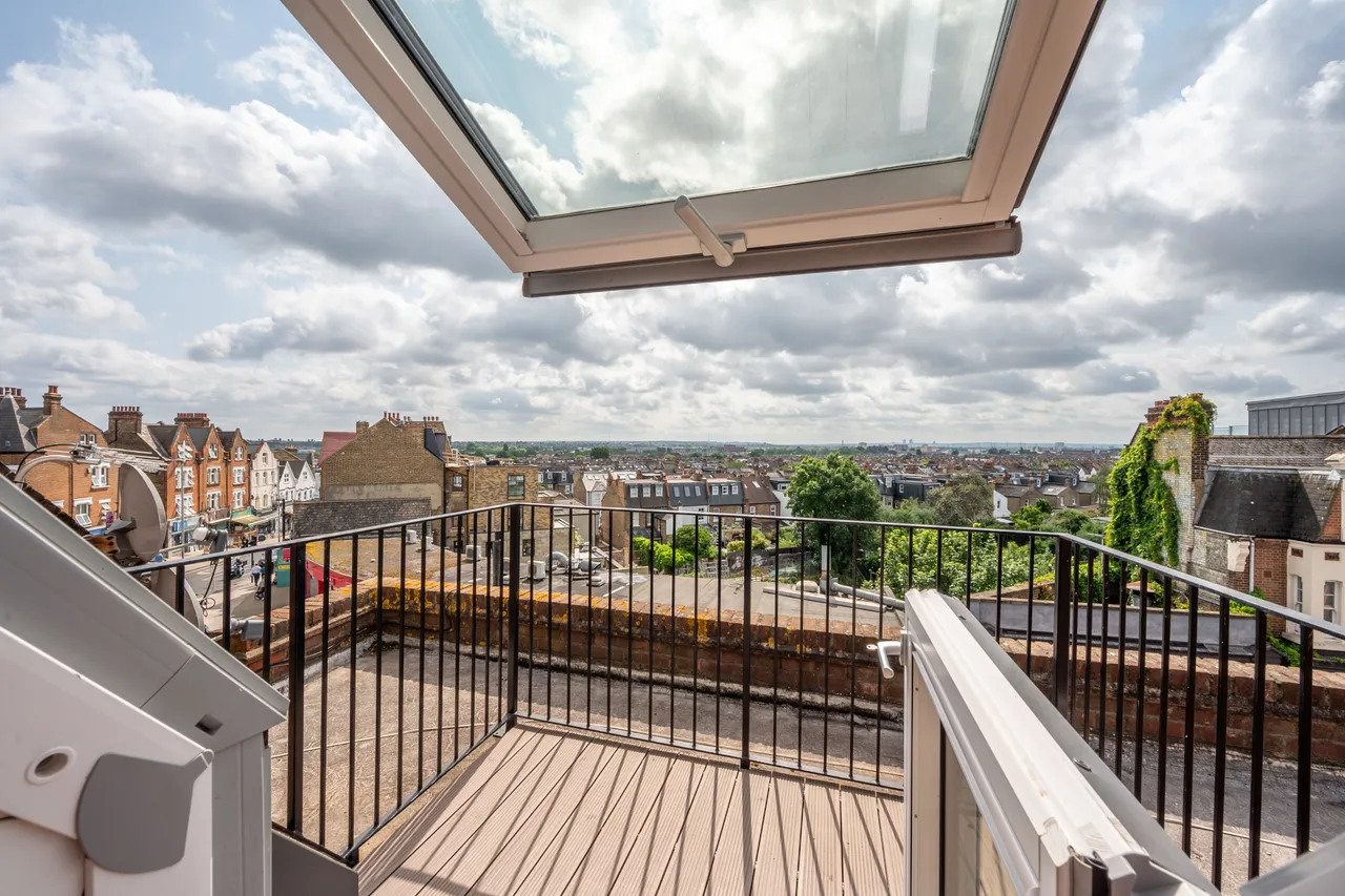 London, SW19, photo 5