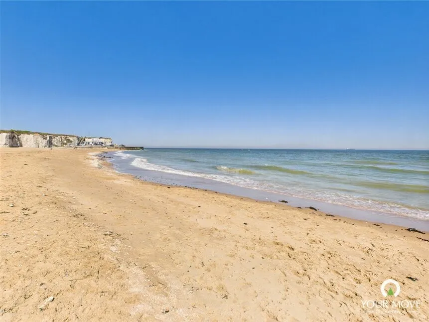 Northumberland Avenue, Margate, CT9, photo 17