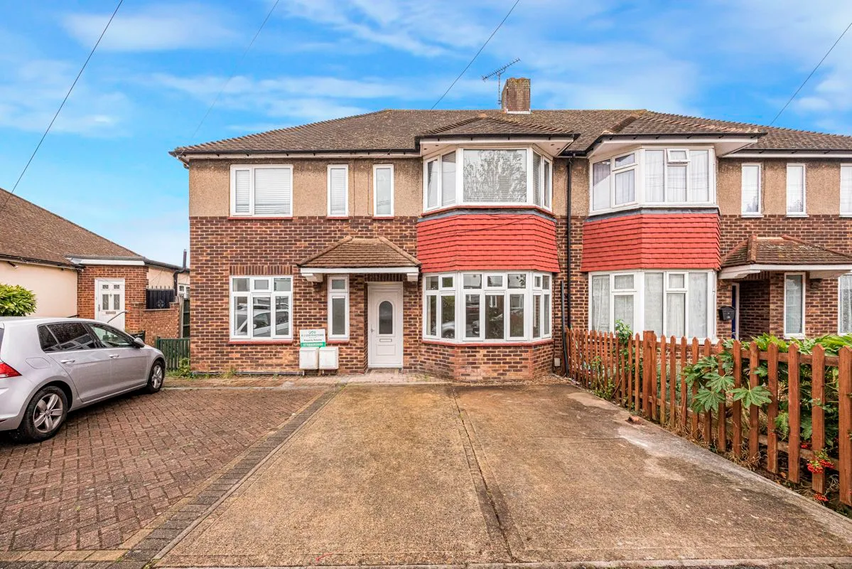 Lancelot Road, Ilford, Essex, IG6 3BE, photo 10