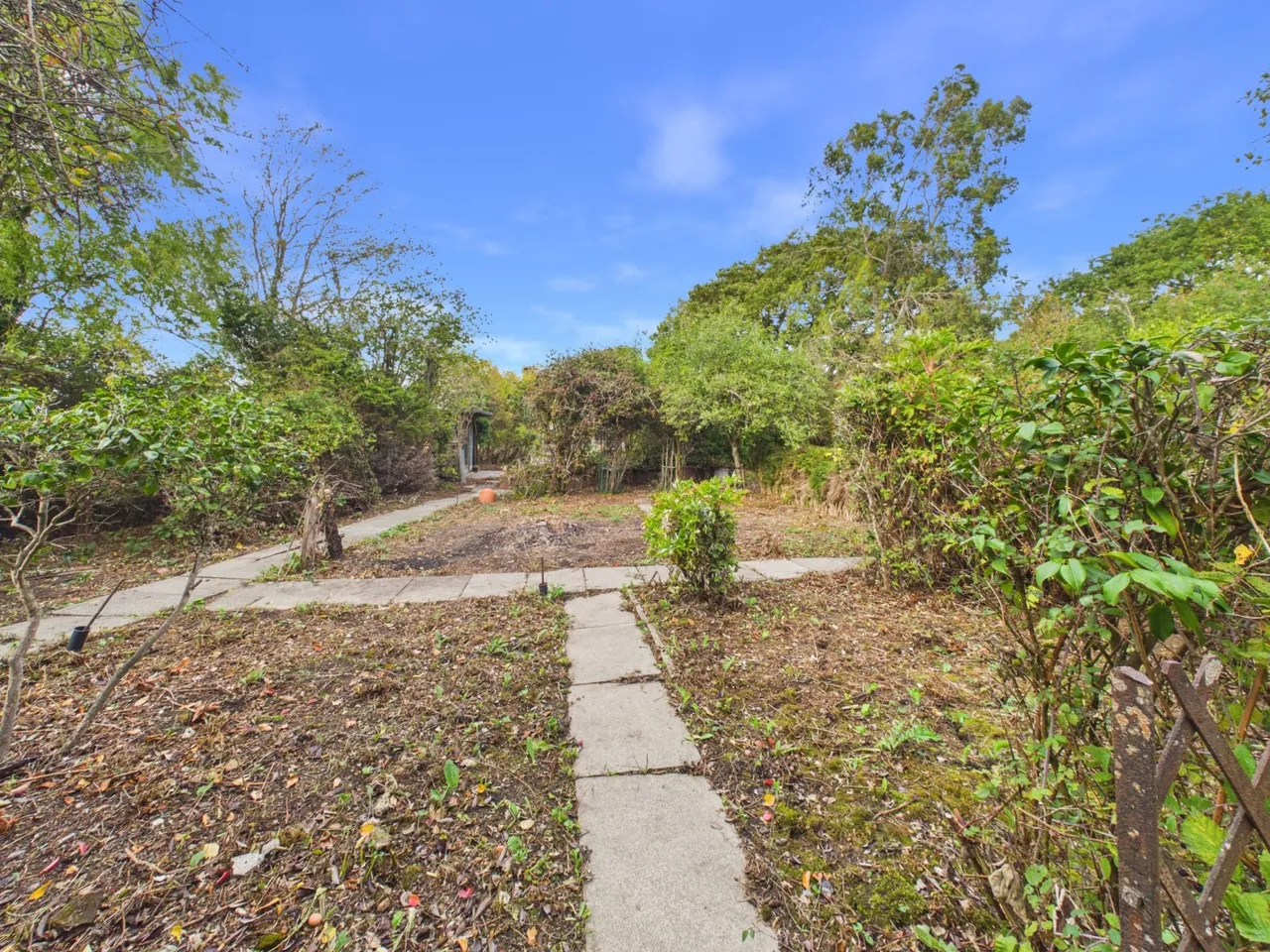Ascot Road, Nr Maidenhead, photo 13