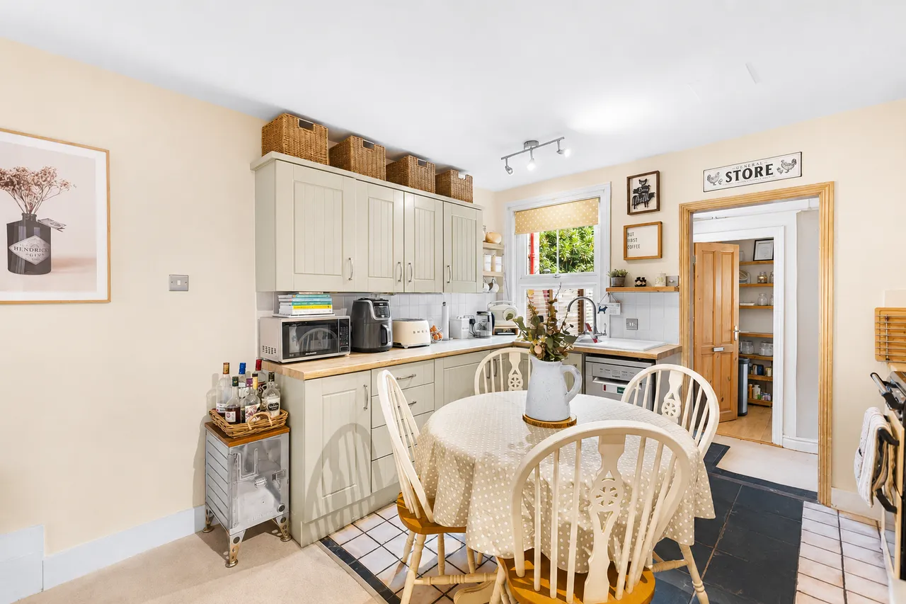 Jubilee Cottages, Scaynes Hill Road, Lindfield, West Sussex, RH16 2QQ, photo 4
