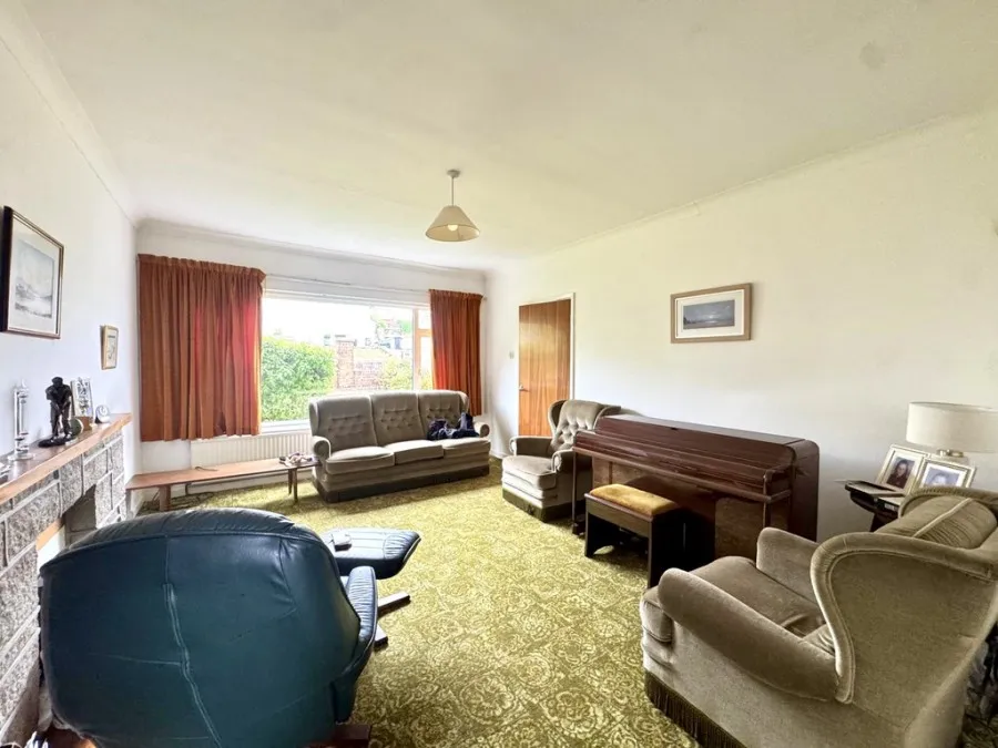 Gwaunfarren Close, Penydarren, CF47, photo 4
