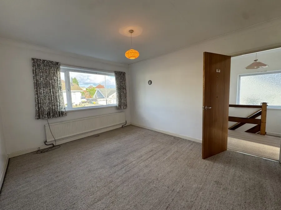 Gwaunfarren Close, Penydarren, CF47, photo 20