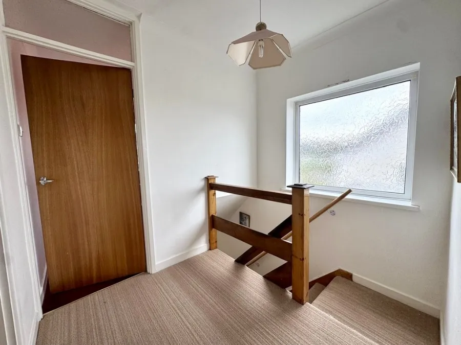 Gwaunfarren Close, Penydarren, CF47, photo 11