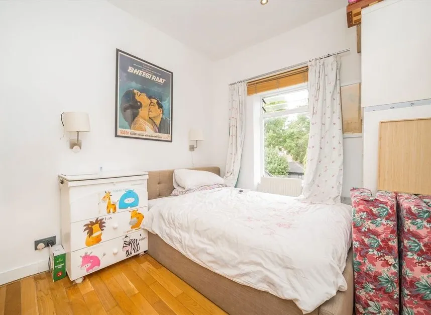Boscombe Road, Shepherds Bush, W12, photo 4