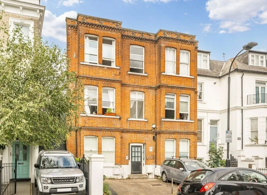 1 bed flat for sale — Boscombe Road, Shepherds Bush, W12