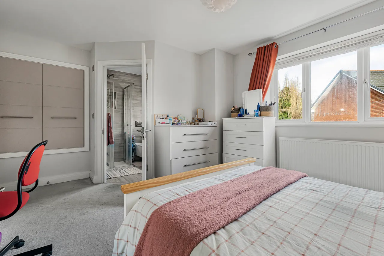The Gower, Egham, TW20, photo 18