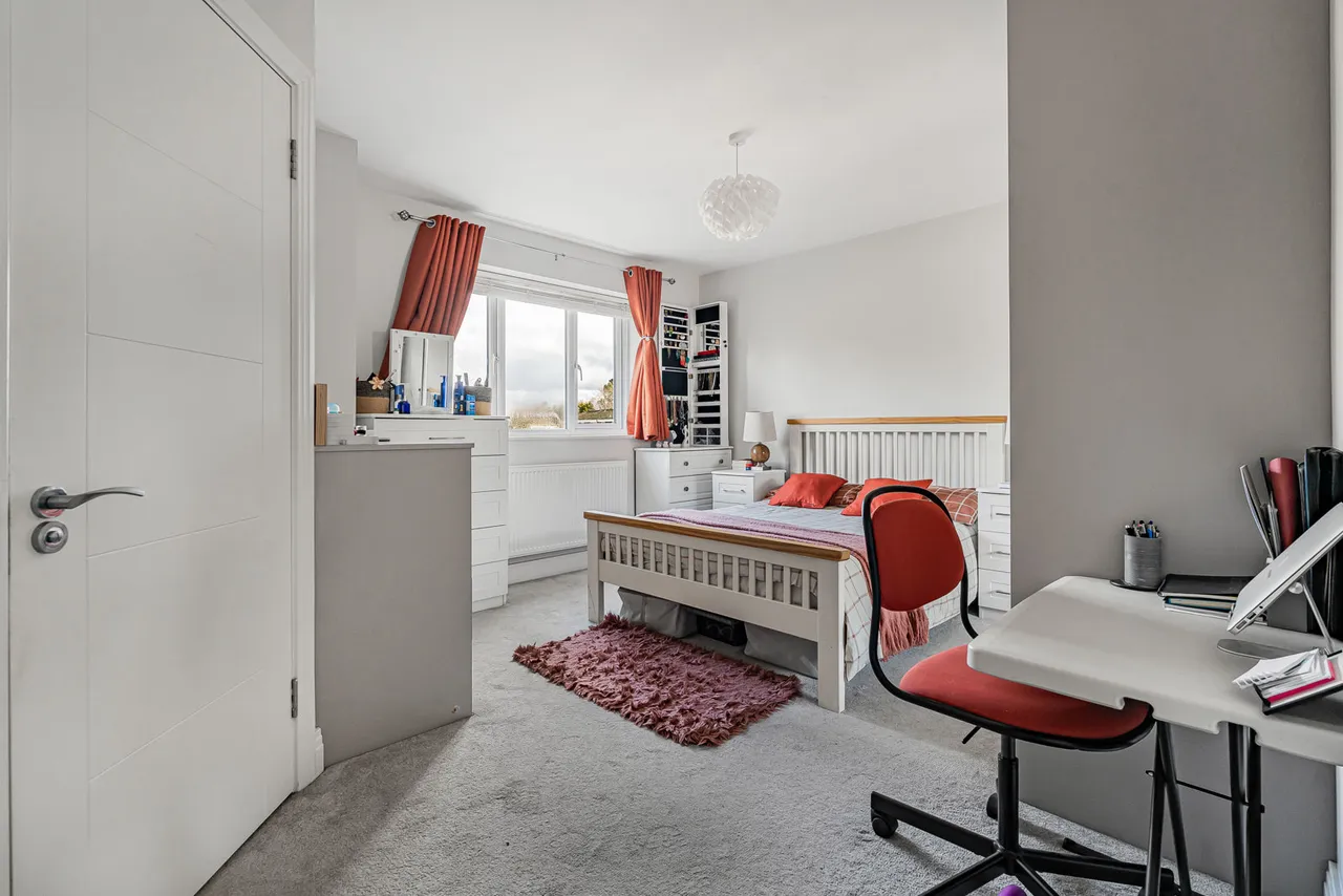 The Gower, Egham, TW20, photo 5