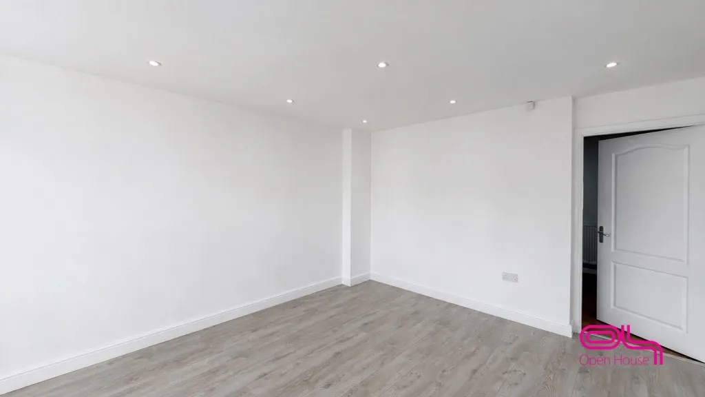 Higher Clough Close, Bolton, BL3, photo 21