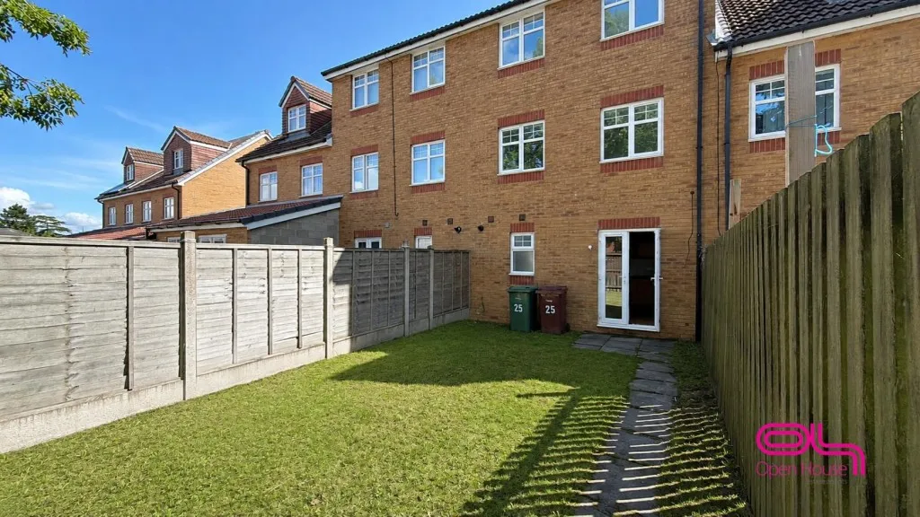 Higher Clough Close, Bolton, BL3, photo 27