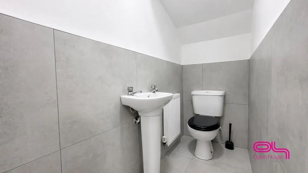 Higher Clough Close, Bolton, BL3, photo 23