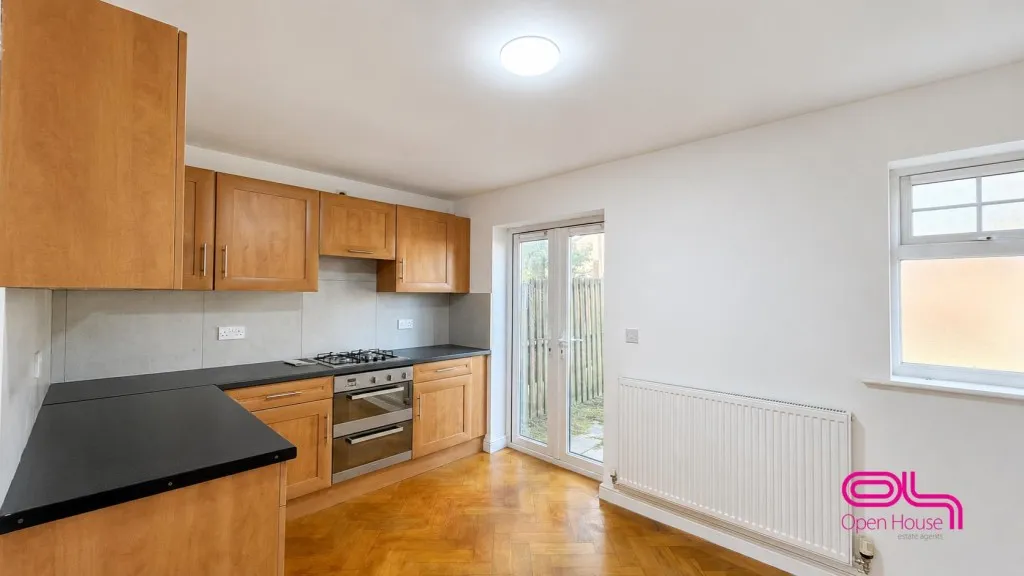 Higher Clough Close, Bolton, BL3, photo 9