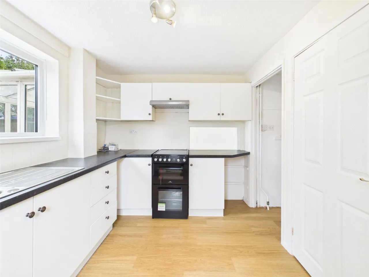 Mendip Avenue, Weston-super-Mare, BS22, photo 5