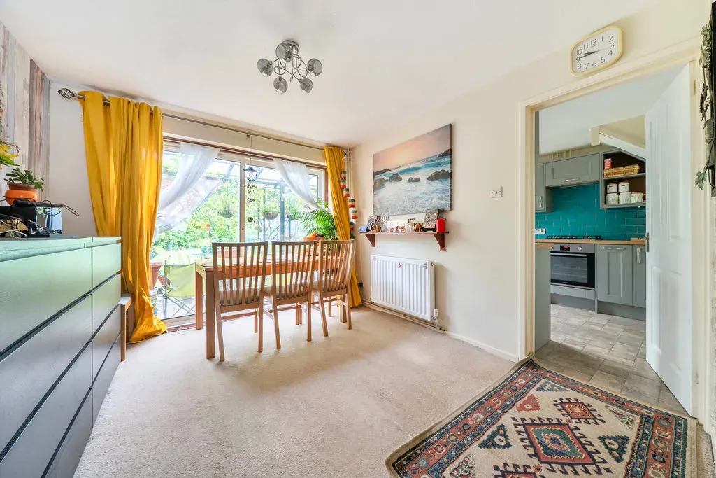 Gleneagles Close, Bletchley, Milton Keynes, Buckinghamshire, MK3 7RT, photo 3