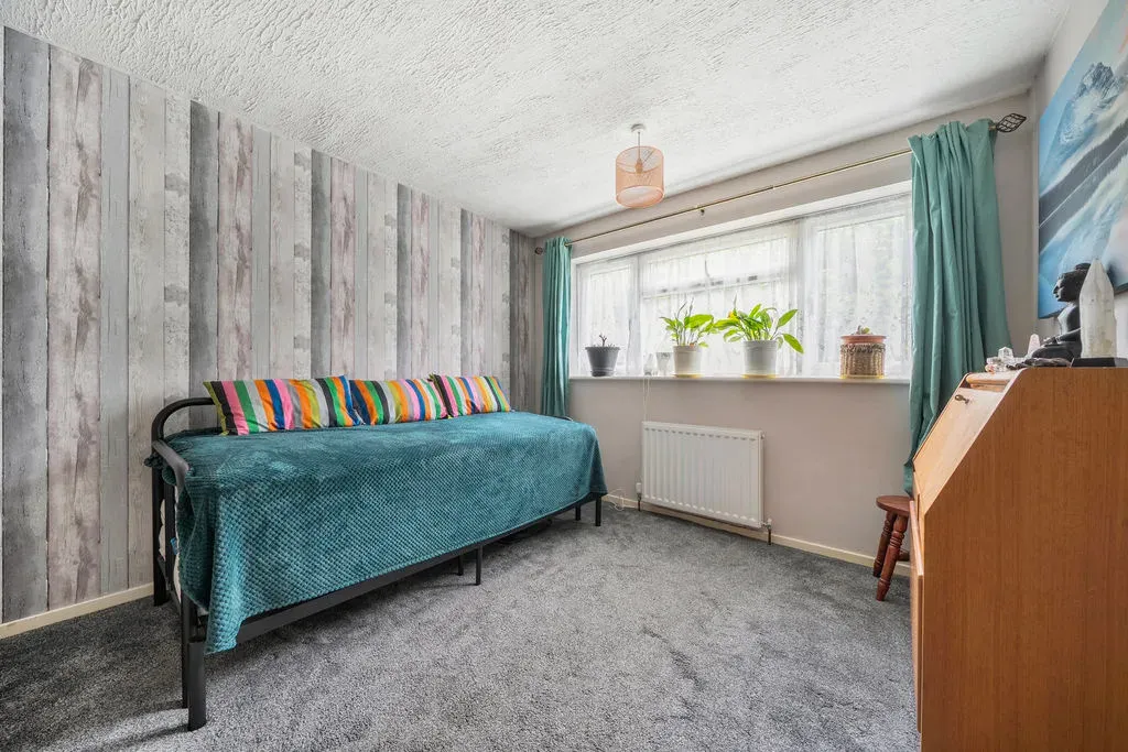 Gleneagles Close, Bletchley, Milton Keynes, Buckinghamshire, MK3 7RT, photo 11