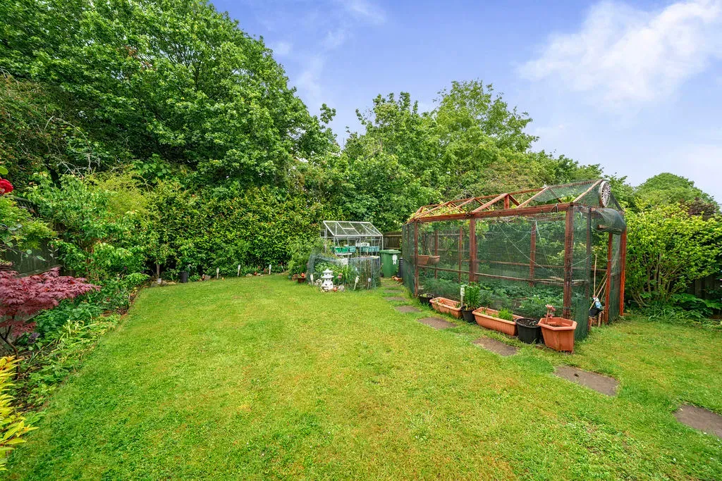 Gleneagles Close, Bletchley, Milton Keynes, Buckinghamshire, MK3 7RT, photo 12