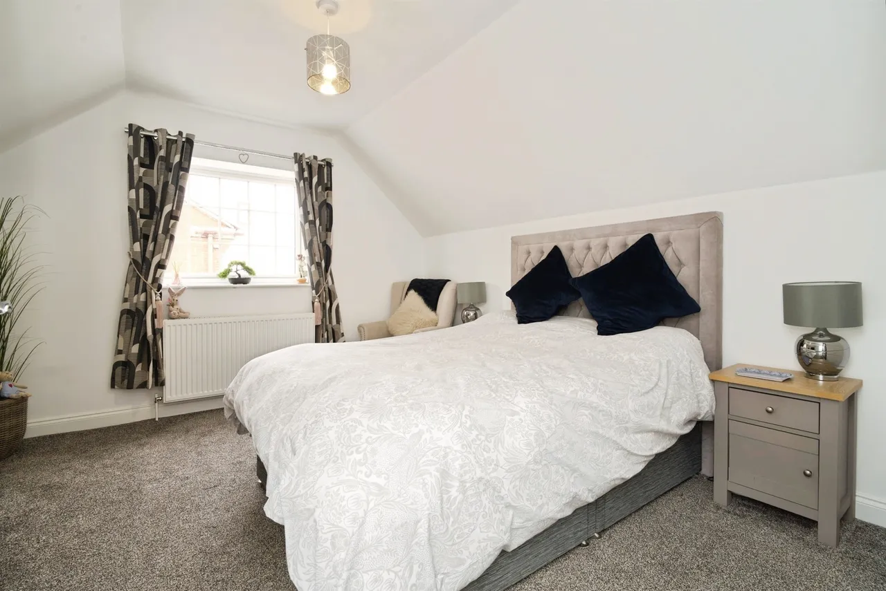Royston Lane, Barnsley, photo 10