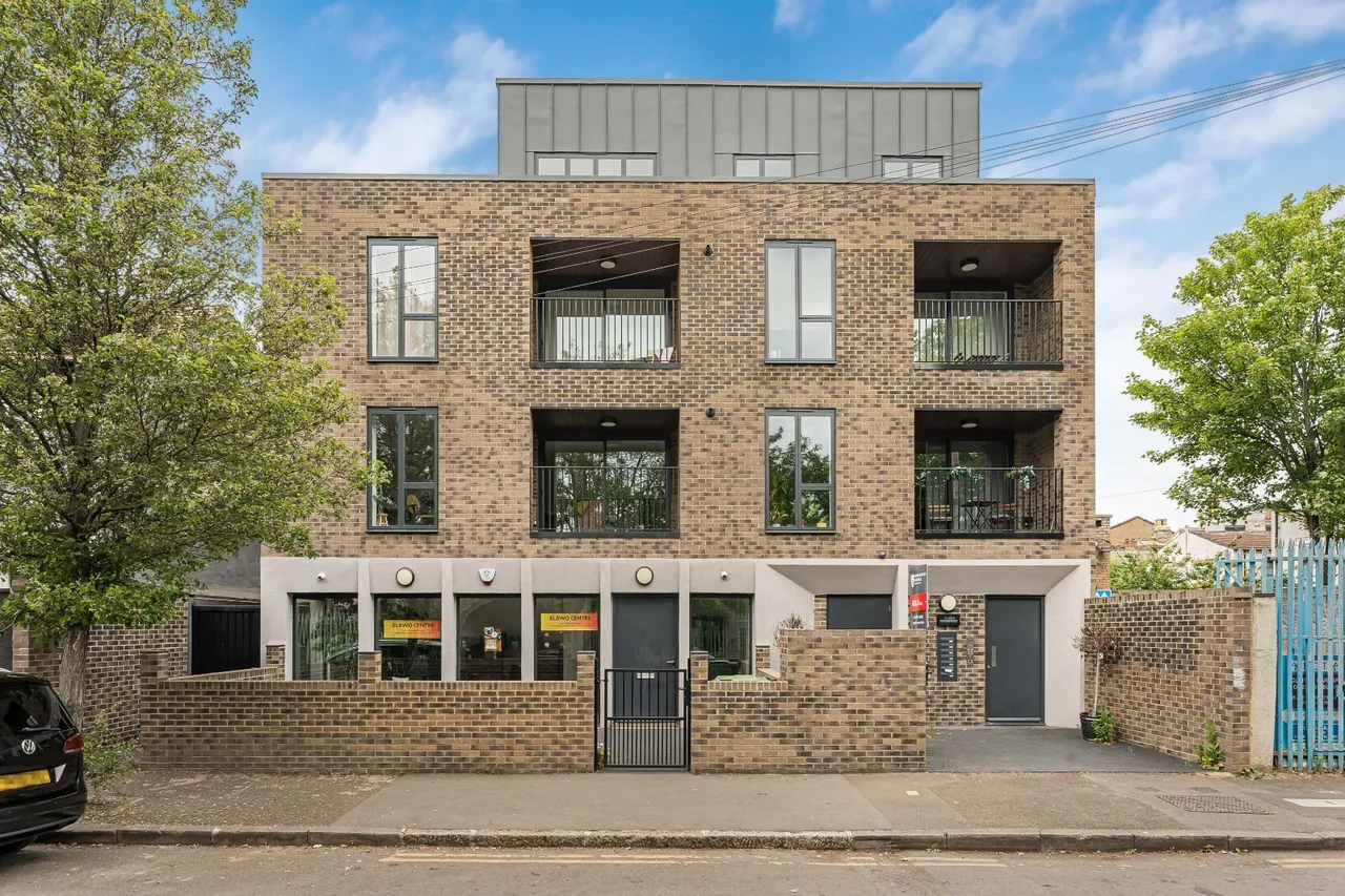 Clinton Road, London, E7, photo 5