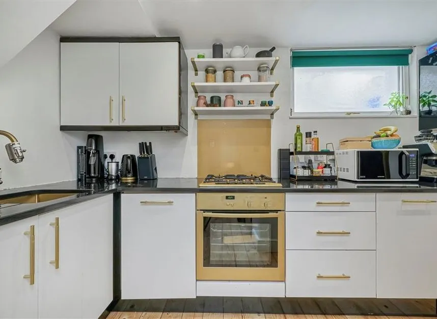 Sutherland Square, Walworth, SE17, photo 3