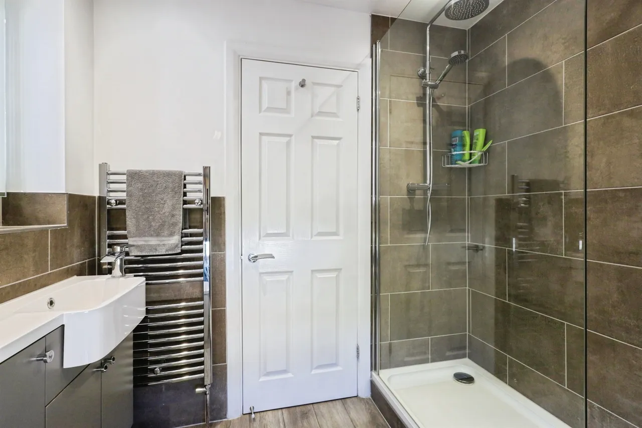 Chesterfield Gardens, Eastbourne, BN20, photo 12