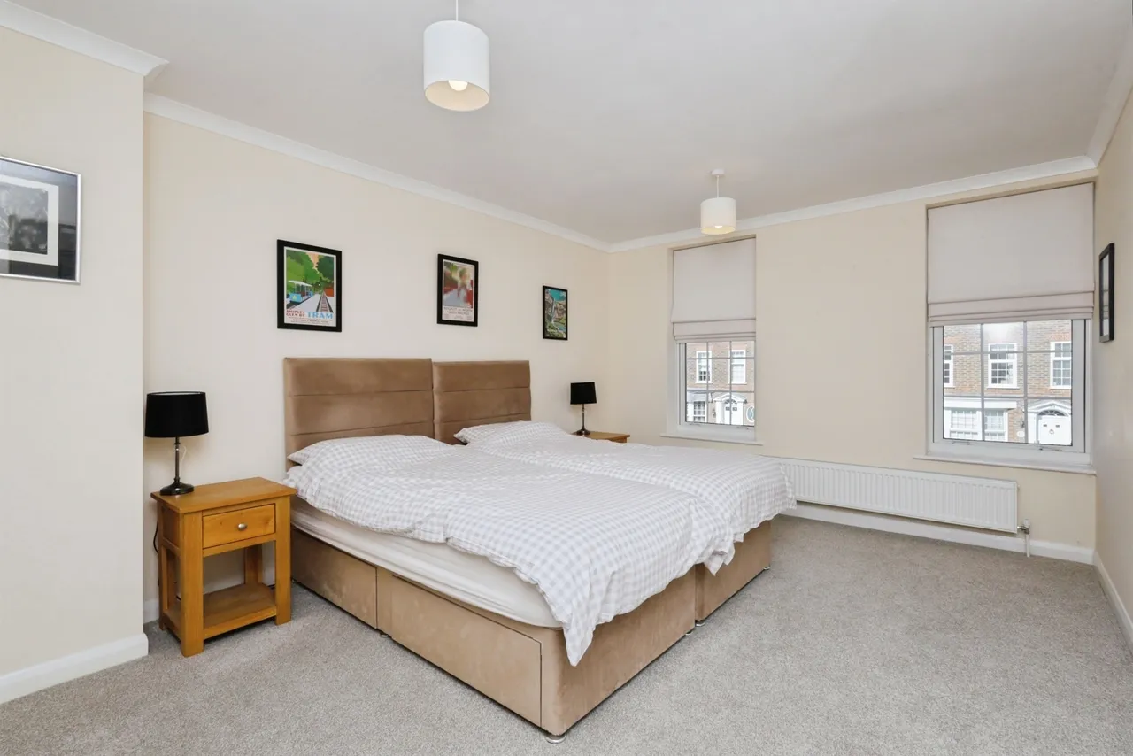 Chesterfield Gardens, Eastbourne, BN20, photo 6
