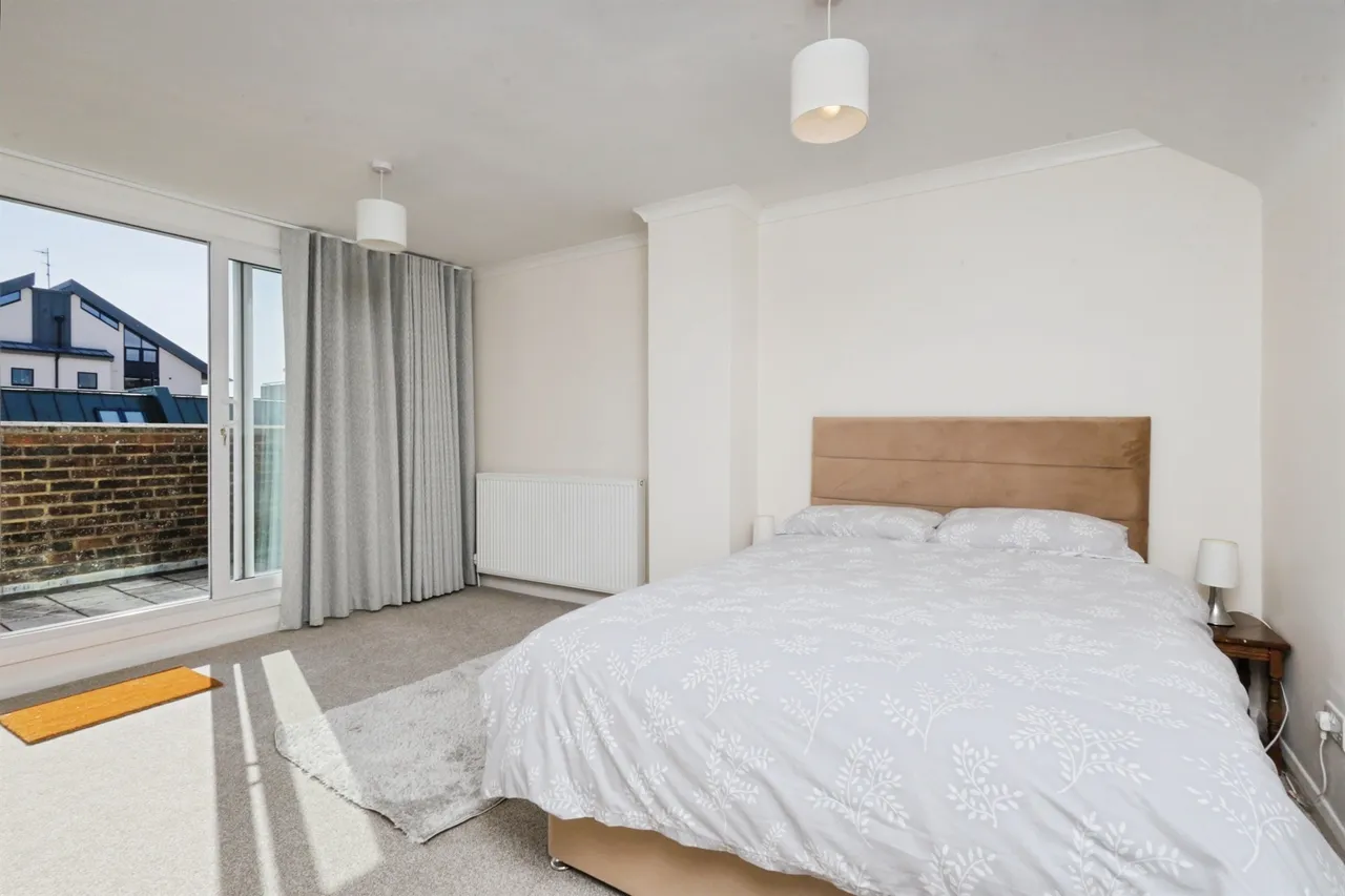 Chesterfield Gardens, Eastbourne, BN20, photo 9