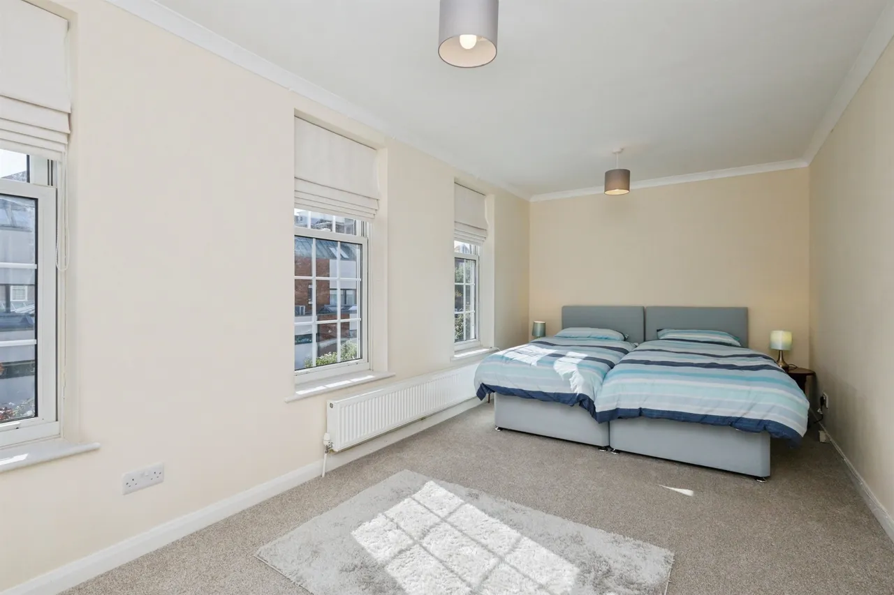 Chesterfield Gardens, Eastbourne, BN20, photo 8