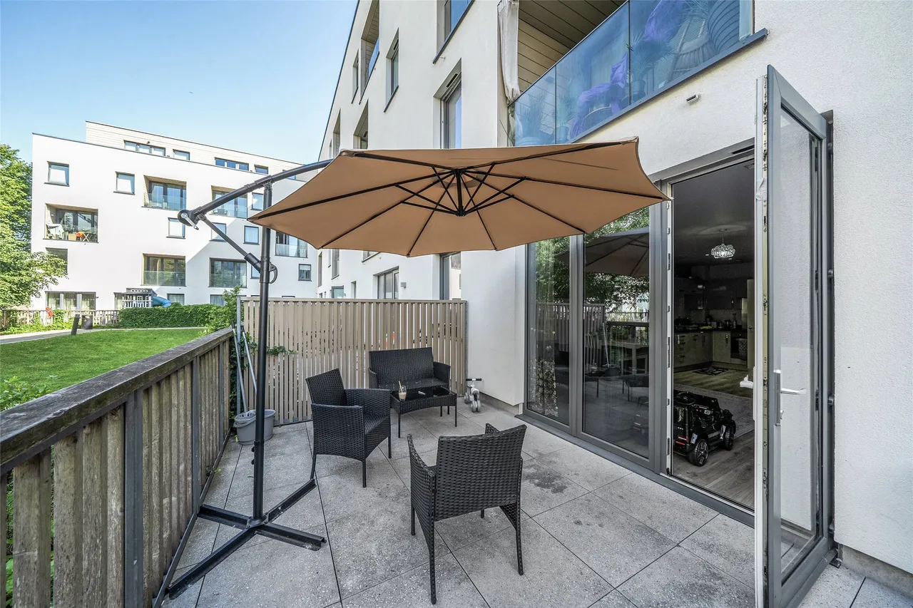 Capitol Way, London, NW9 0AU, photo 4