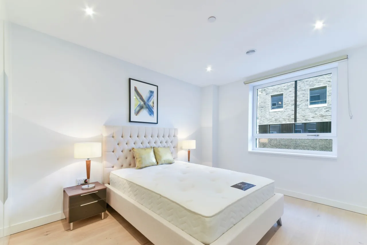 Walworth Road, Elephant Park, Elephant & Castle, London, SE17, photo 4
