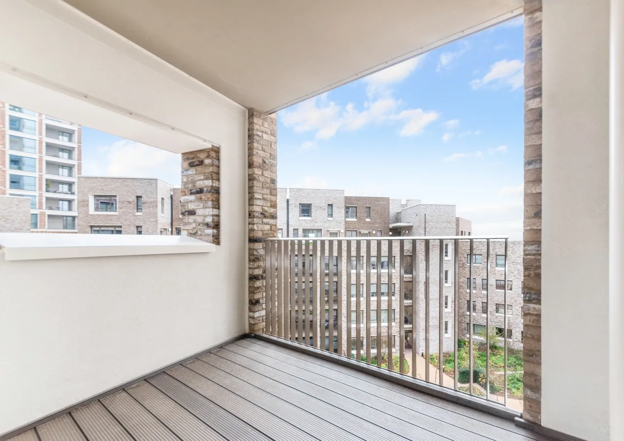 Walworth Road, Elephant Park, Elephant & Castle, London, SE17, photo 6