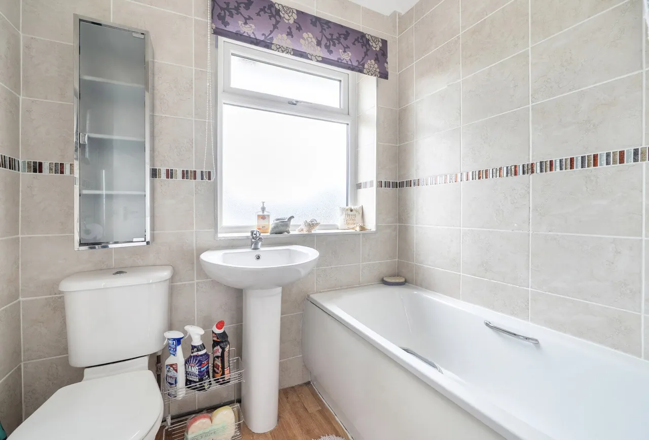 Barbridge Road, Cheltenham, GL51 0BU, photo 11