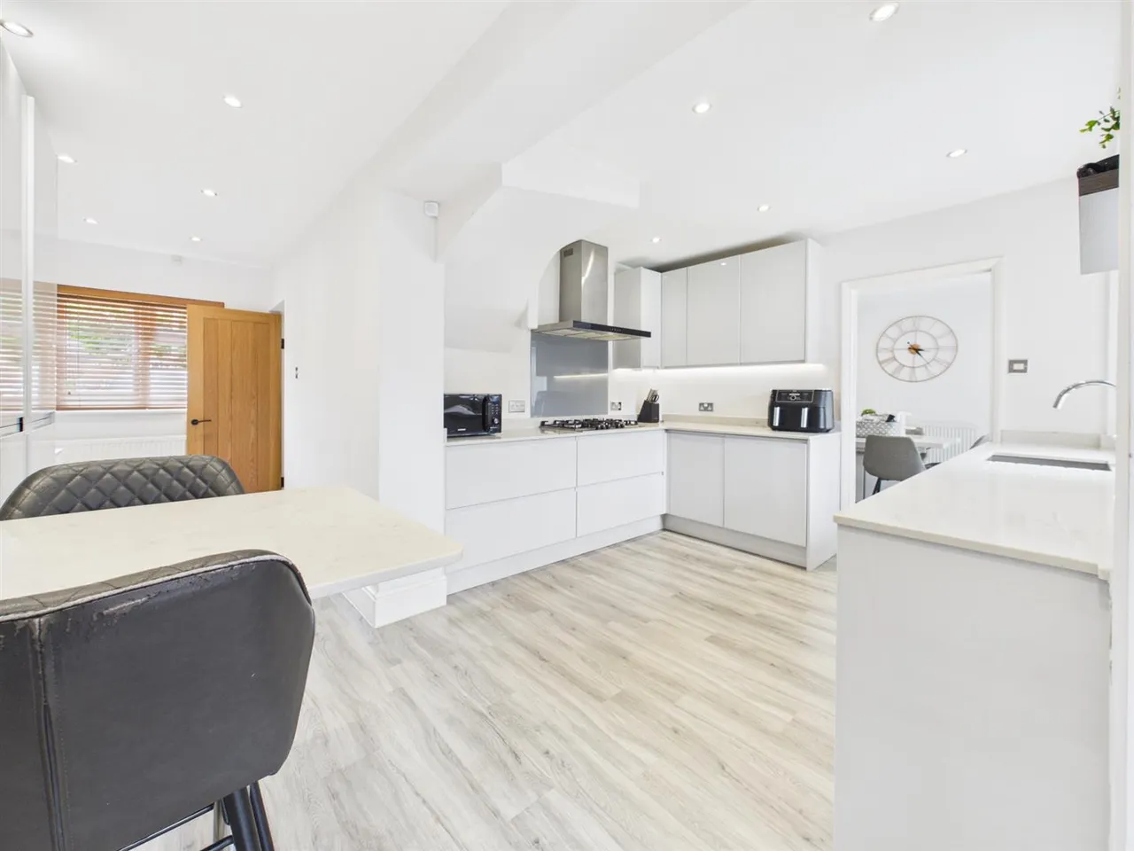 Trevor Crescent, Ruislip, Middlesex, HA4 6NB, photo 9