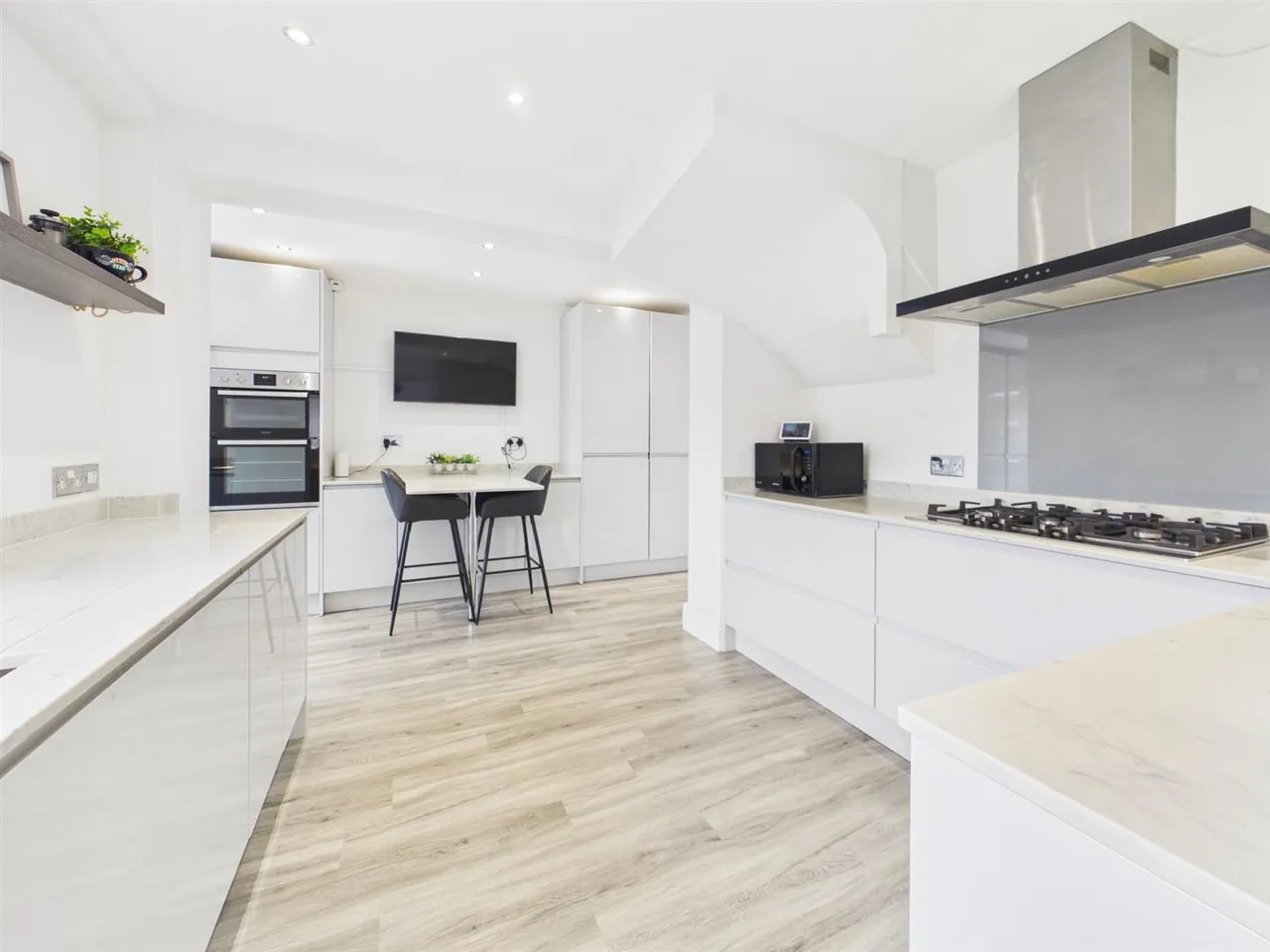 Trevor Crescent, Ruislip, Middlesex, HA4 6NB, photo 6