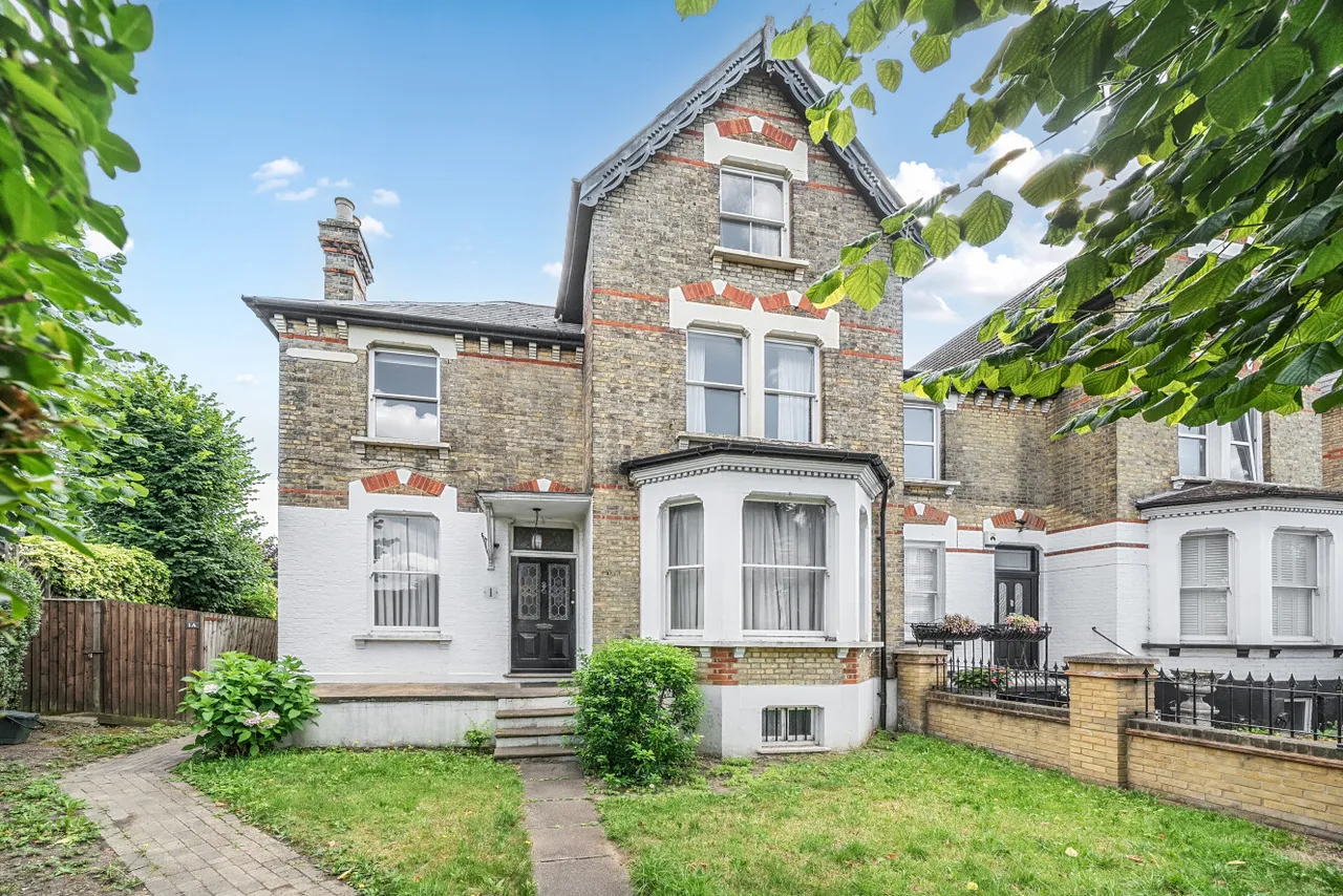 3 bed flat for sale — Cedars Road, Beckenham, BR3