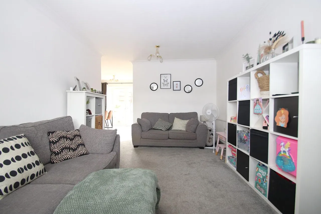 The Spinney, Bishopstoke, Eastleigh, SO50 8PF, photo 6
