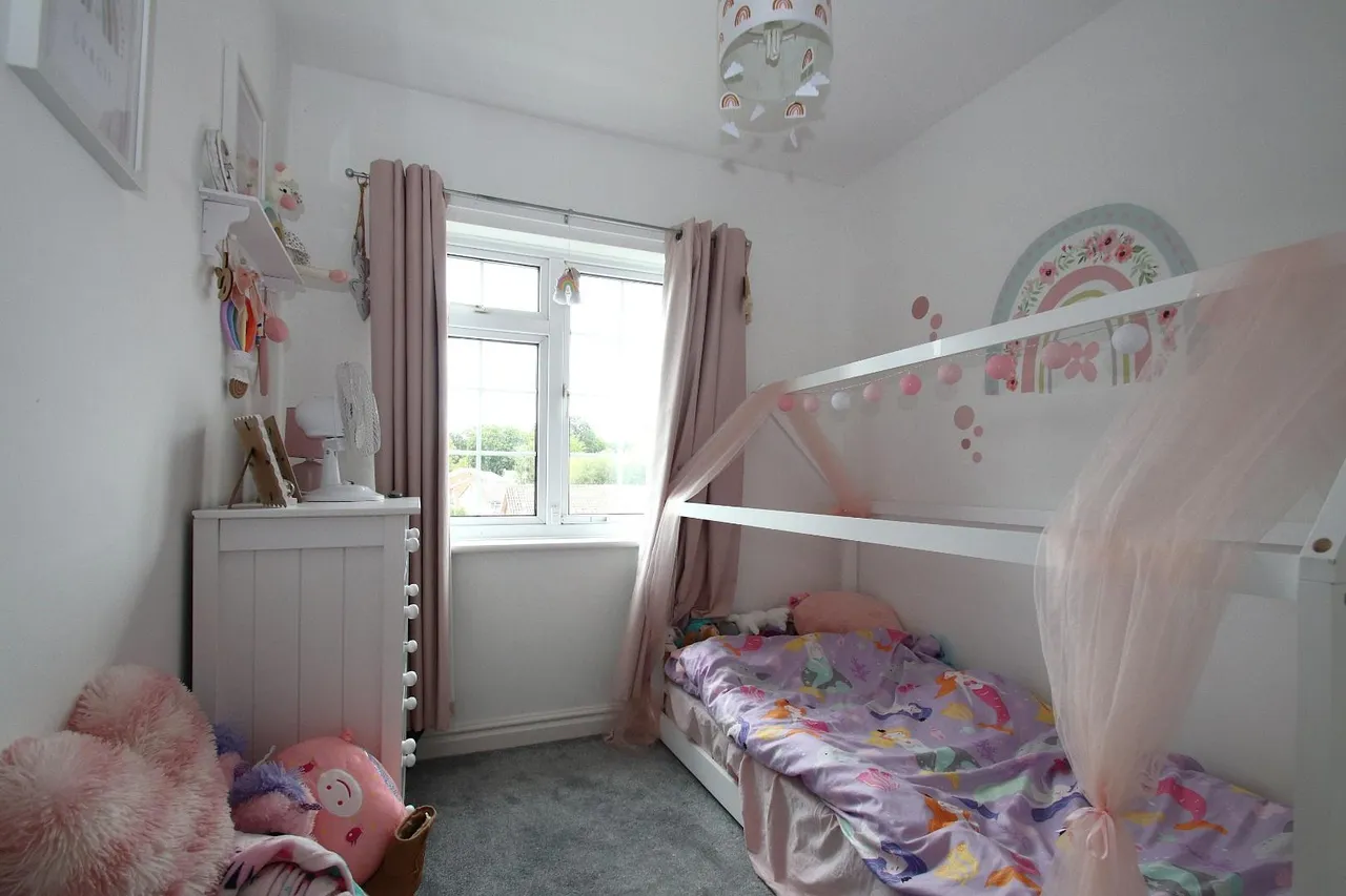 The Spinney, Bishopstoke, Eastleigh, SO50 8PF, photo 9