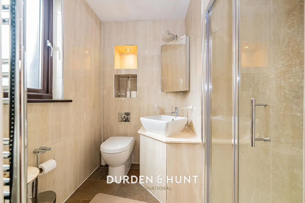 Traps Hill, Loughton, IG10, photo 13