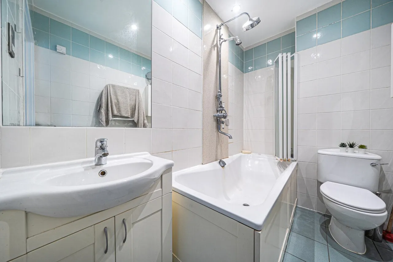 Upper Richmond Road, Putney, SW15, photo 8