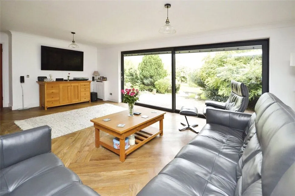 Kingshill Drive, Hoo, Kent, ME3, photo 6
