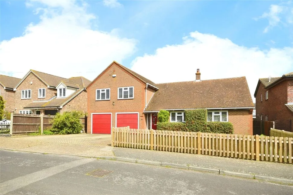 Kingshill Drive, Hoo, Kent, ME3, photo 10