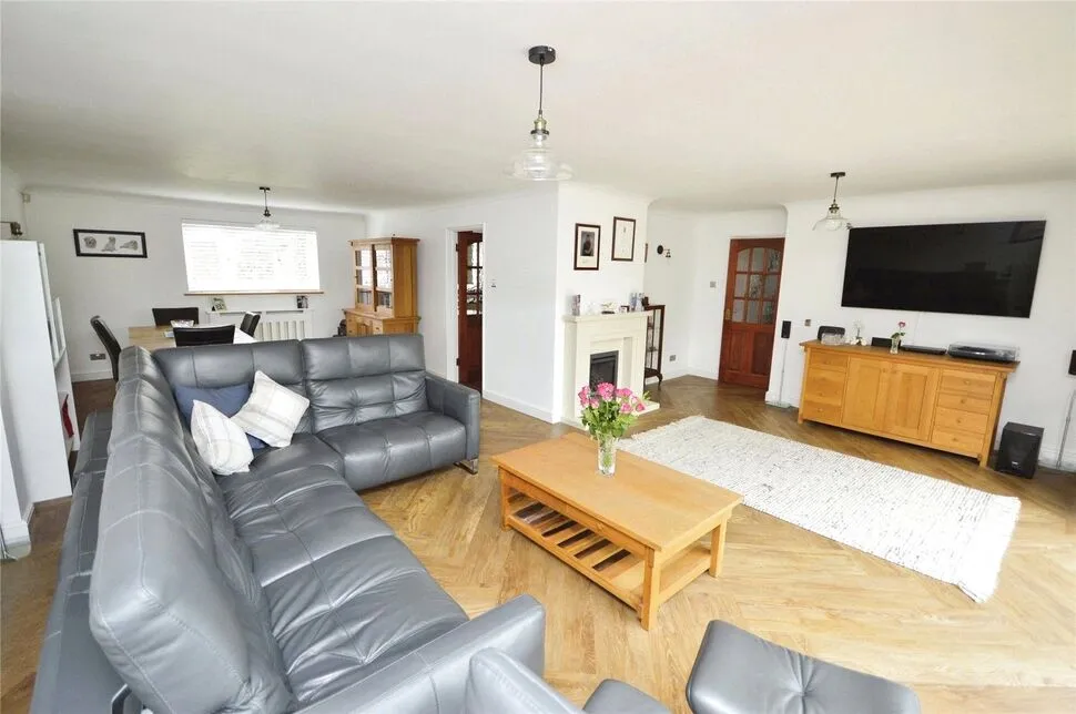 Kingshill Drive, Hoo, Kent, ME3, photo 4