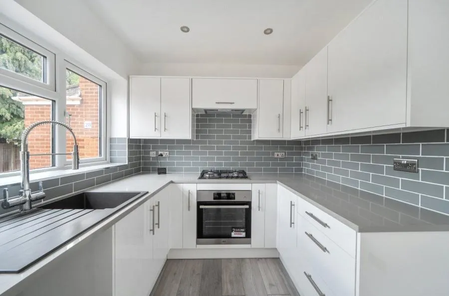 Jerrymoor Hill, Finchampstead, RG40, photo 3